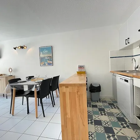 Familial 5 Pers, Piscine, Front De Mer, Parking, Proche Commerces - Fr-1-338-553 Apartment